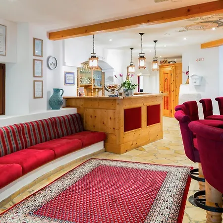 Similaun Hotel