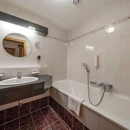 Similaun Hotel 4*